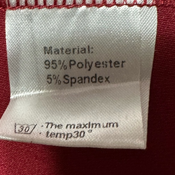 Maroon business women blazer / size 16 / in Perfect condition - Picture 6 of 6